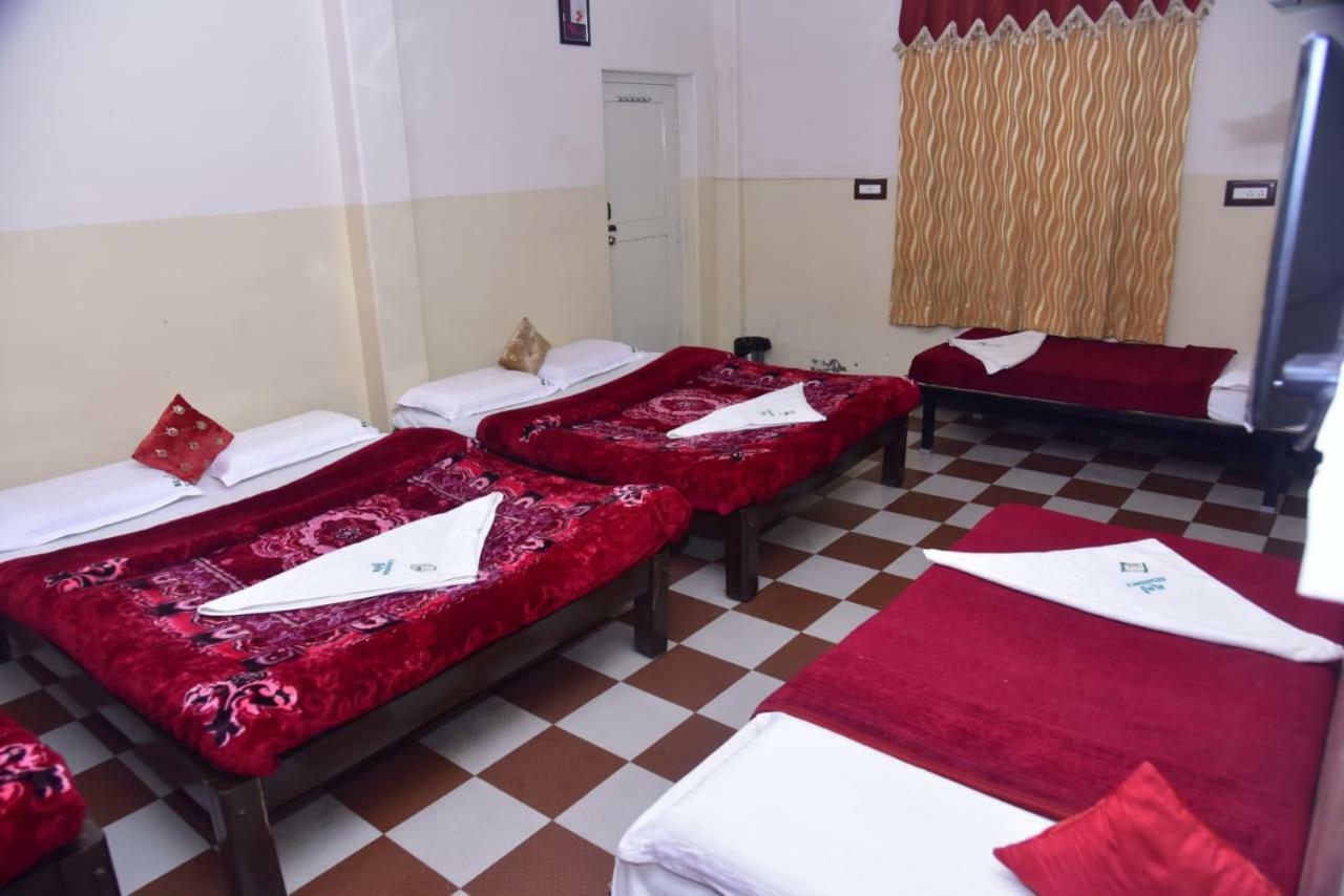 Raj Residency Hotel ไมซอร์ ภายนอก รูปภาพ